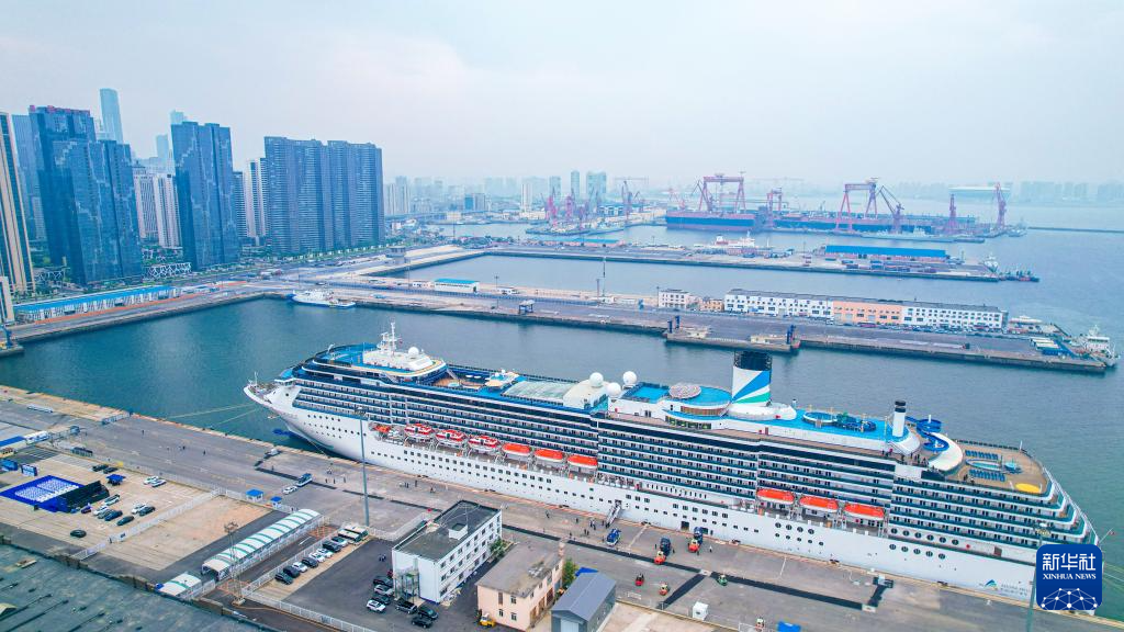 大连港再次迎来国际邮轮始发